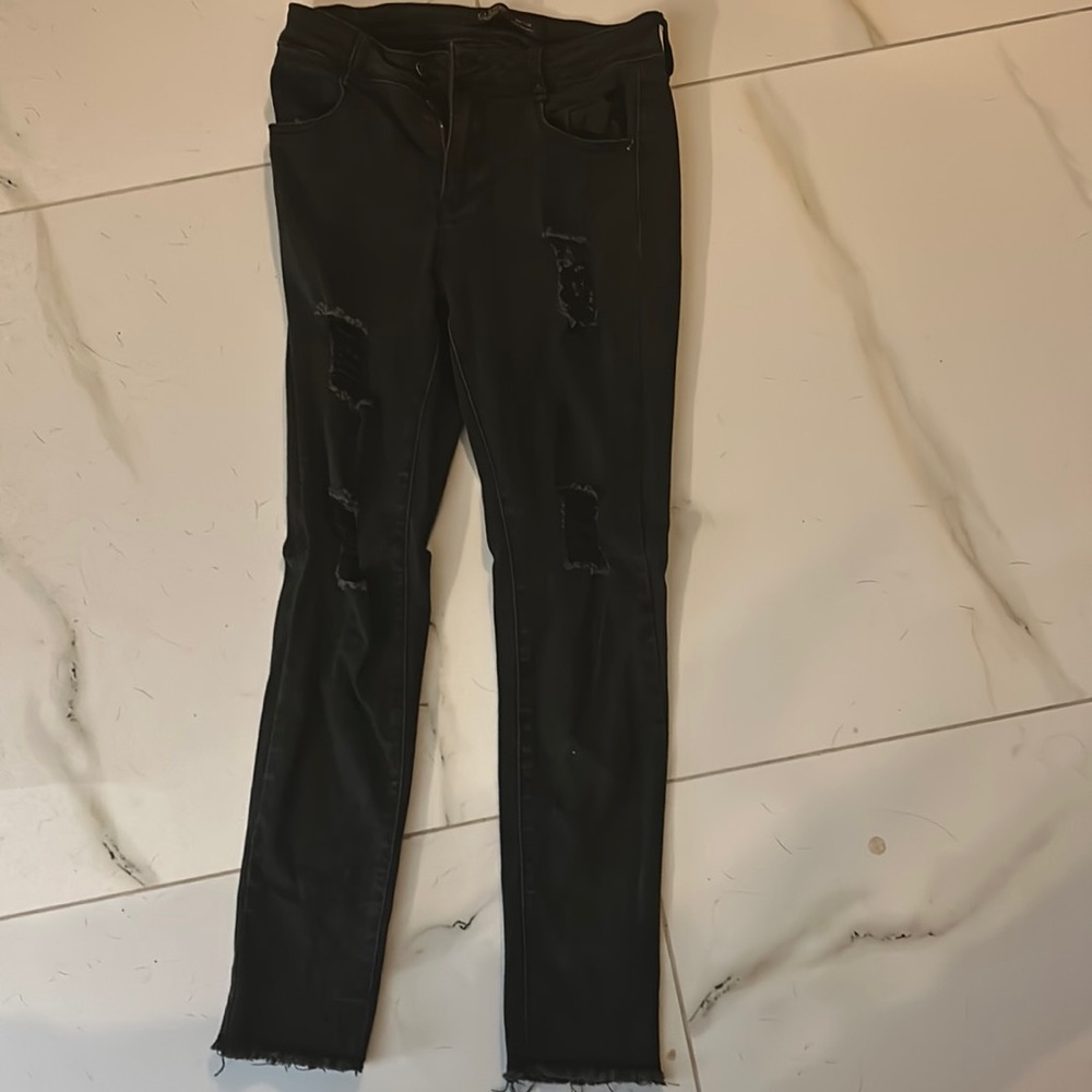 Urban outfitters Black ripped jeans worn once